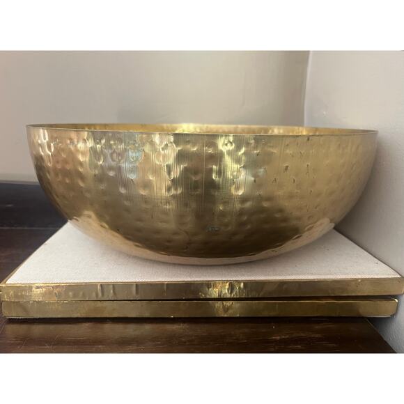 (3) Creative Co-Op Round Hammered Metal Bowl, Gold Finish, 14" - Picture 4 of 8